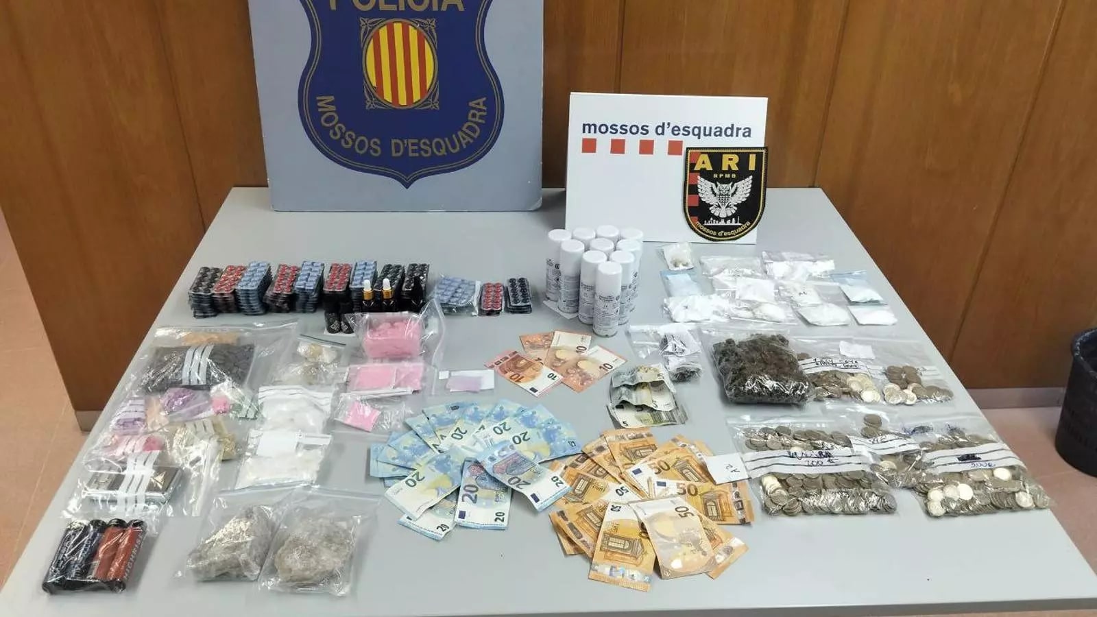 Аресты в Барселоне и попперсы под прицелом: разбираемся, где правда, а где шум Аресты в Барселоне и попперсы под прицелом: разбираемся, где правда, а где шум